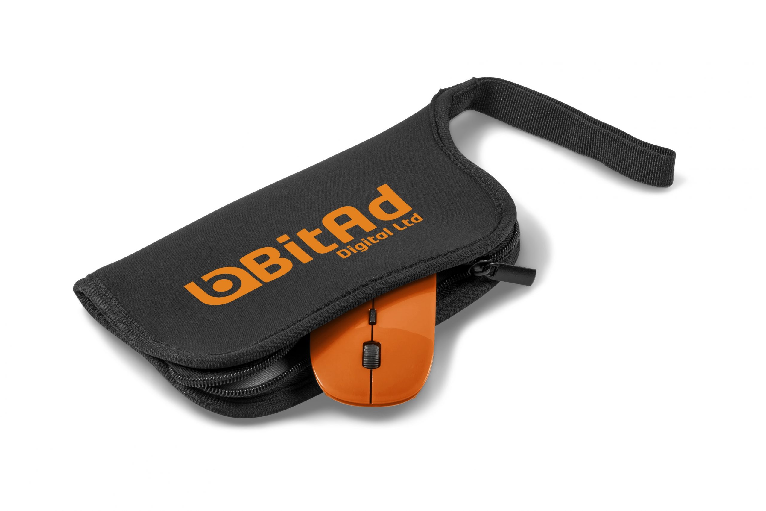 Omega Wireless Optical Mouse & Mouse Pad - Image 6